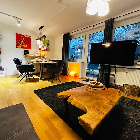 Lägenhet Stilvoll-mit Balkon- Zentral - Netflix-nespresso