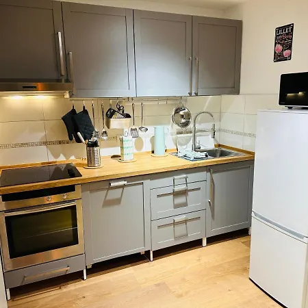 Stilvoll-mit Balkon- Zentral - Netflix-nespresso * Essen