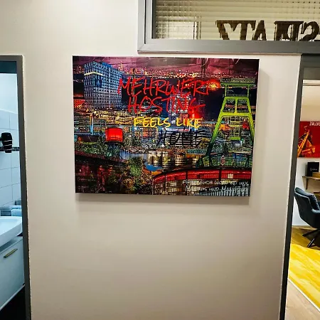 Stilvoll-mit Balkon- Zentral - Netflix-nespresso