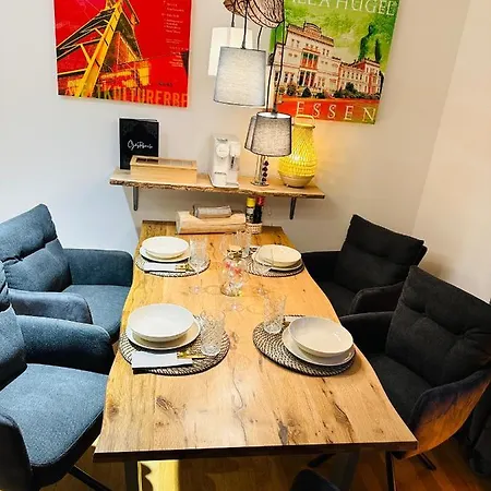 Stilvoll-mit Balkon- Zentral - Netflix-nespresso * Essen