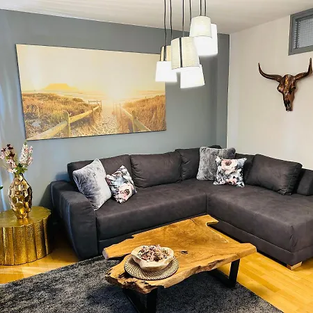 Stilvoll-mit Balkon- Zentral - Netflix-nespresso * Essen