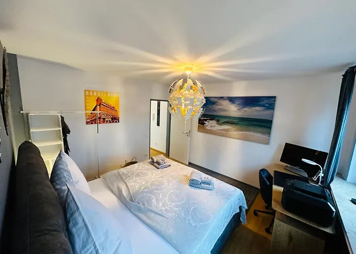 Stilvoll-mit Balkon- Zentral - Netflix-nespresso Lejlighed