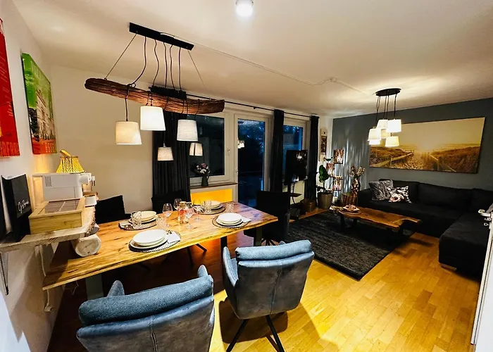 Stilvoll-mit Balkon- Zentral - Netflix-nespresso Essen